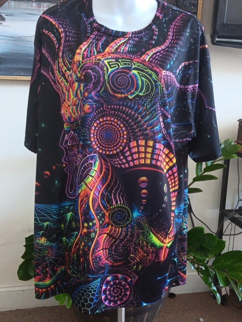 Trippy Psychedelic Art World T-Shirt P2P 24" L 31.5"  3XL